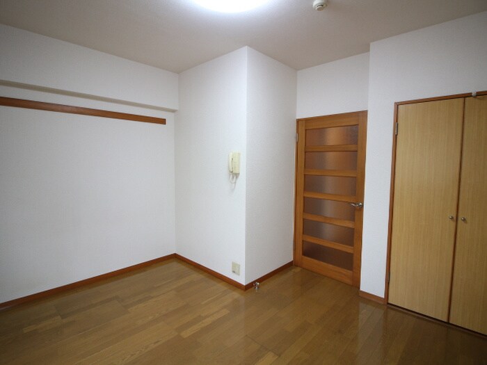 物件内観写真13　(居室)