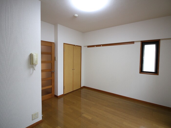 物件内観写真14　(居室)