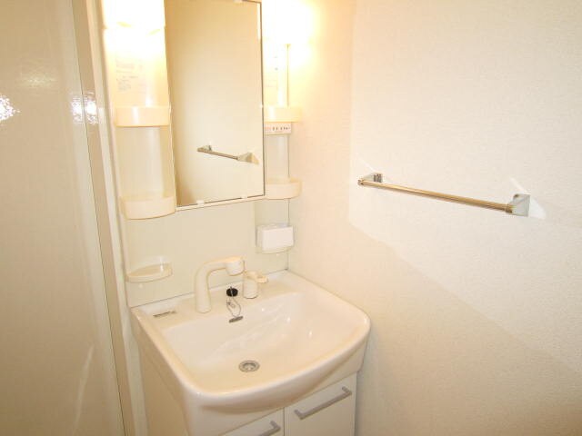 物件内観写真10　(洗面)