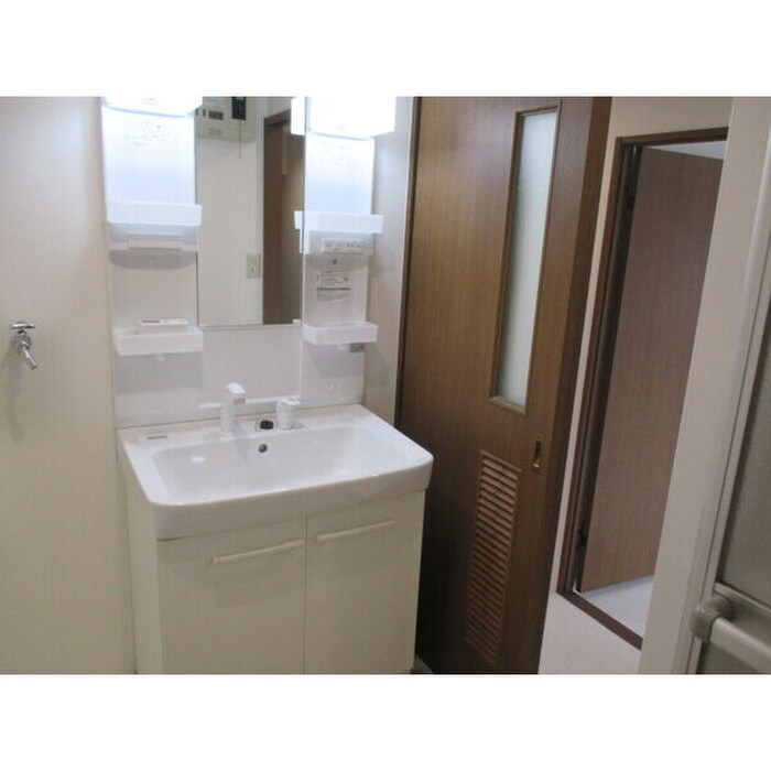 物件内観写真9　(洗面)