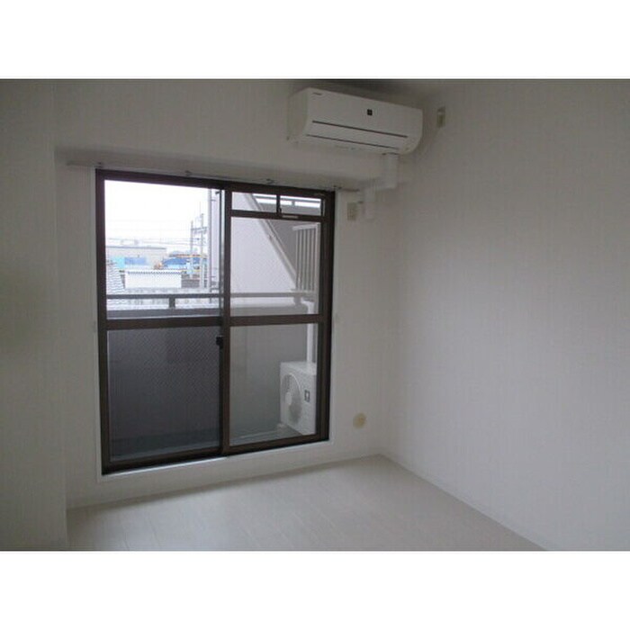 物件内観写真12　(居室)