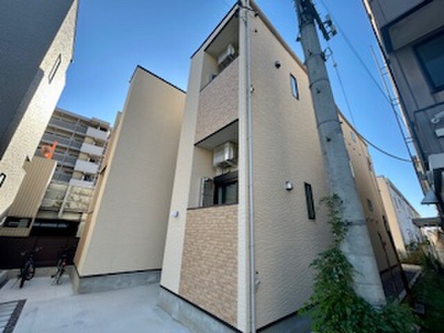 物件外観写真3　(外観写真)