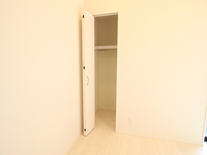 物件内観写真13　(収納)