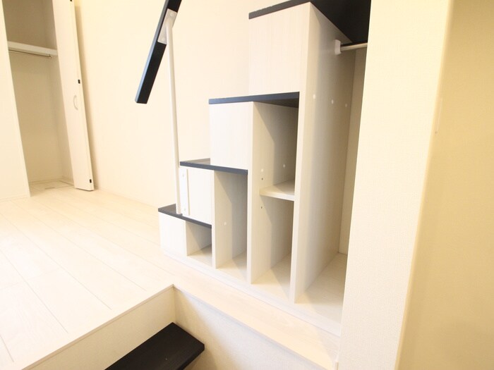 物件内観写真18　(収納)