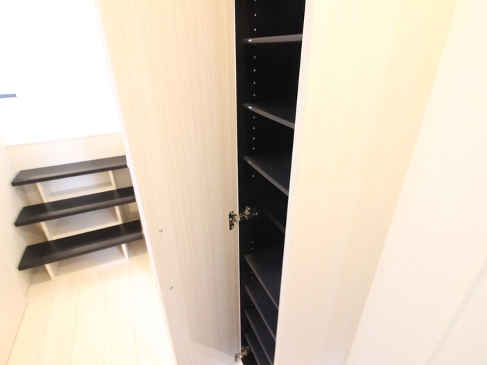 物件内観写真19　(靴箱)