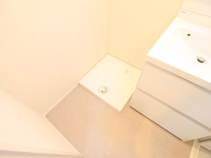 物件内観写真21　(洗濯機置場)