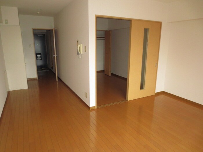 物件内観写真8　(居室)