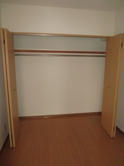 物件内観写真10　(収納)