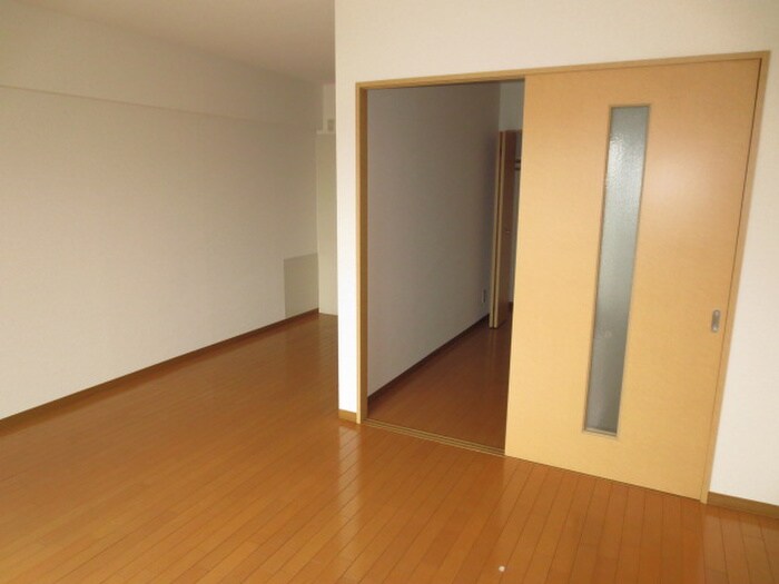 物件内観写真11　(居室)