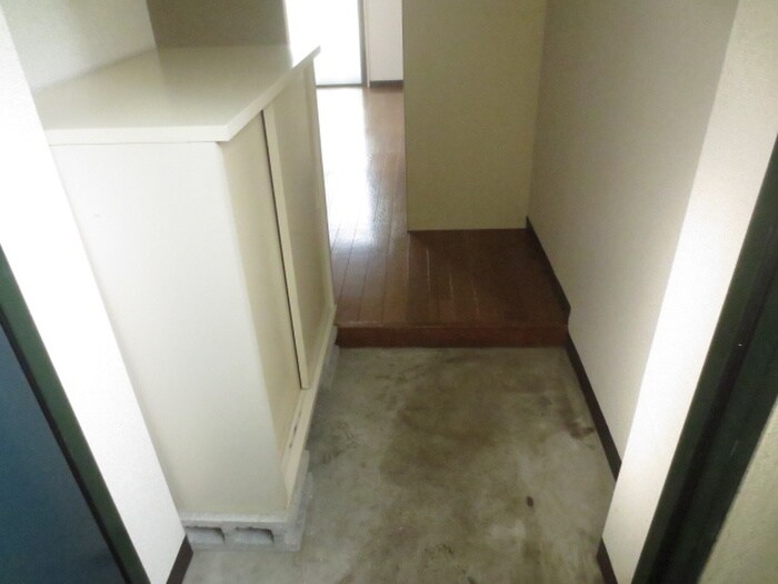 物件内観写真21　(玄関)