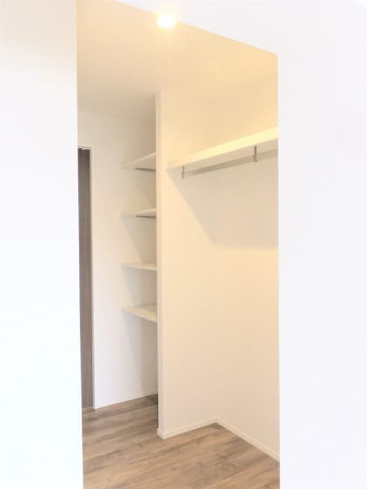 物件内観写真7　(収納)