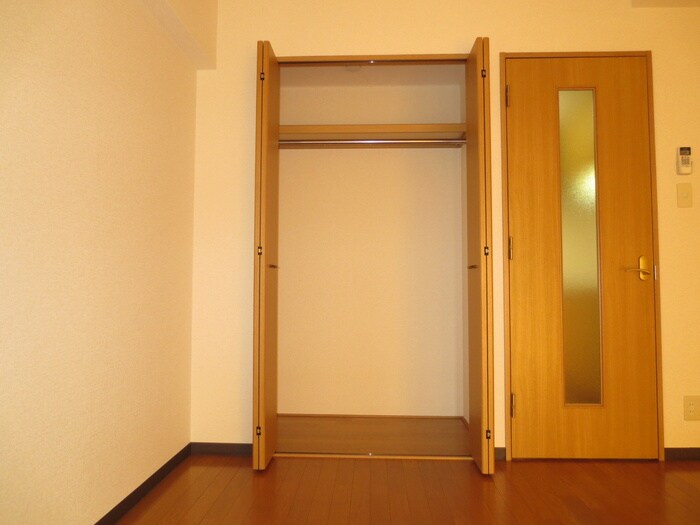 物件内観写真13　(収納)