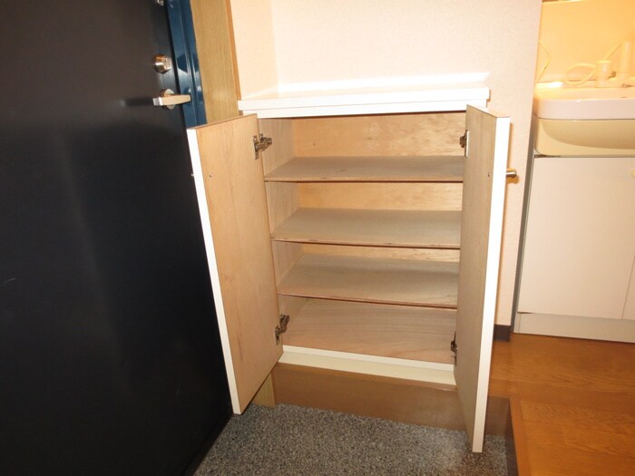 物件内観写真14　(靴箱)