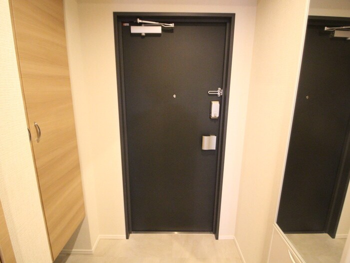 物件内観写真20　(玄関)