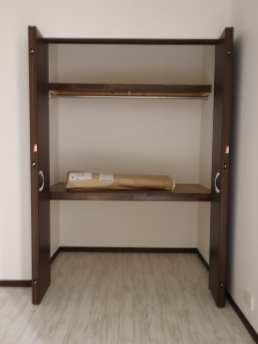 物件内観写真11　(収納)