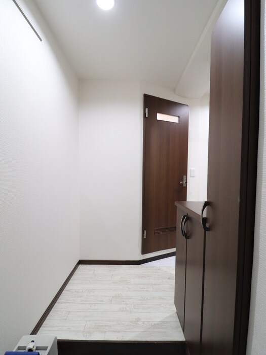 物件内観写真20　(玄関)