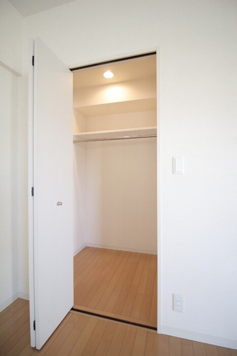 物件内観写真14　(収納)