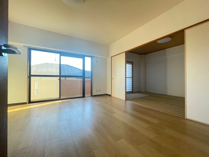 物件内観写真13　(居室)