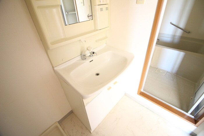 物件内観写真13　(洗面)