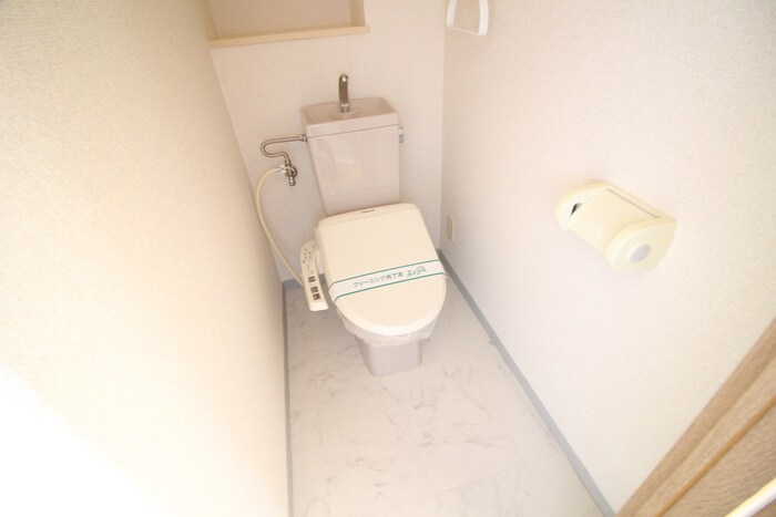 物件内観写真14　(トイレ)