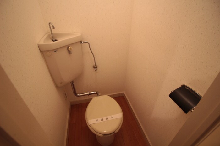 物件内観写真12　(トイレ)