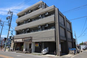 ハイツ味美外観写真