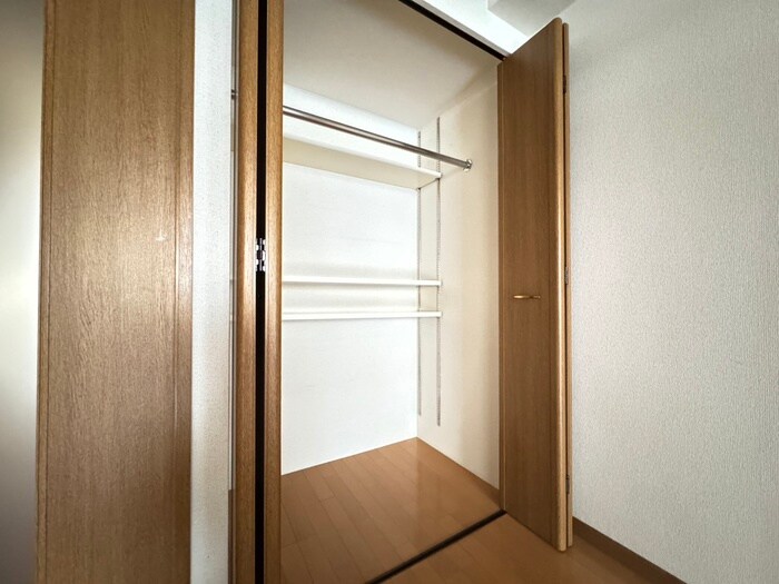 物件内観写真14　(収納)