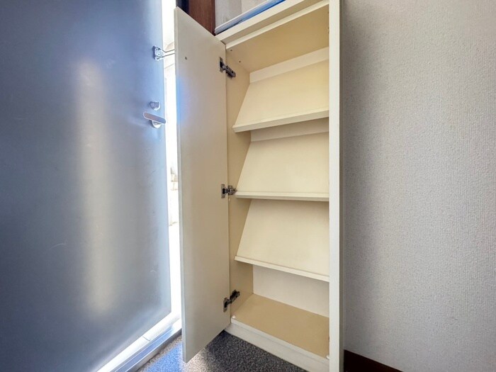 物件内観写真18　(靴箱)