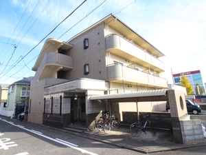 マルシェ・コーネン外観写真