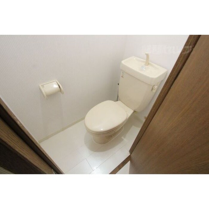 物件内観写真13　(トイレ)