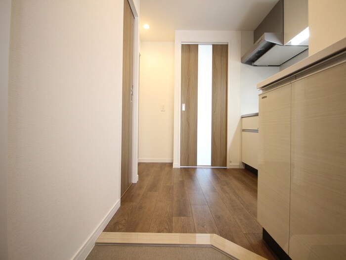 物件内観写真17　(廊下)