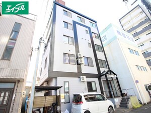 ラピスラズリ名駅外観写真