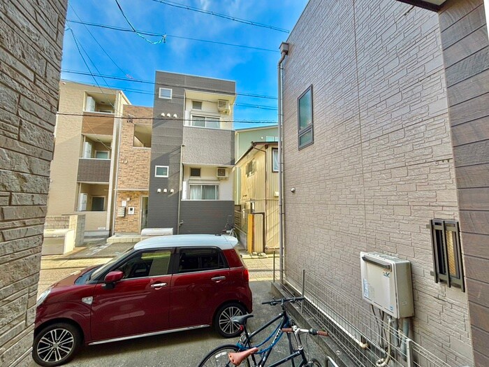 物件内観写真22　(室内からの展望)