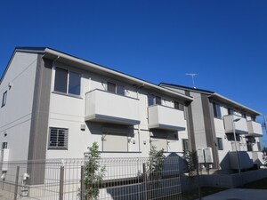 ZILLION A棟外観写真