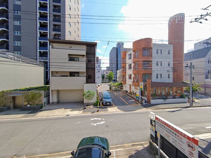 物件内観写真22　(室内からの展望)