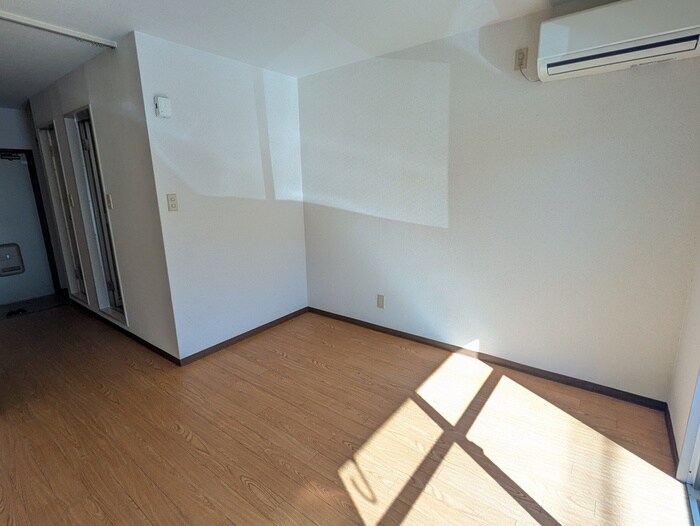 物件内観写真20　(居室)