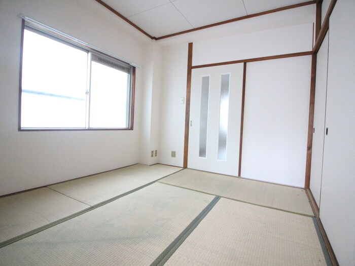 物件内観写真9　(居室)