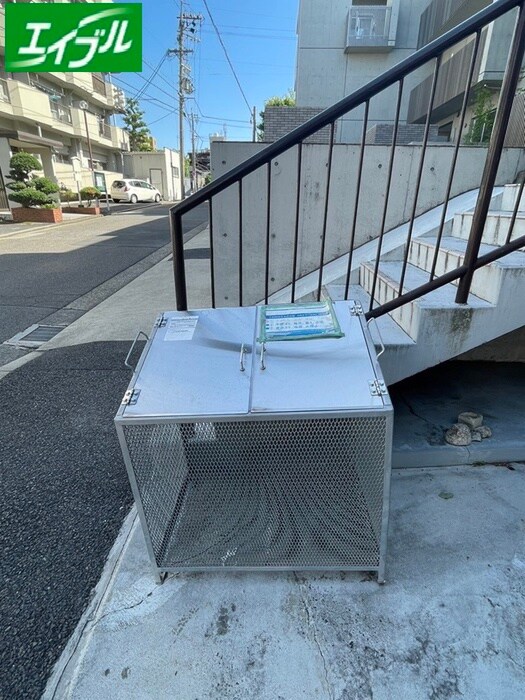 物件外観写真4　(建物設備)