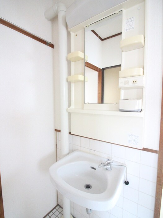 物件内観写真16　(洗面)