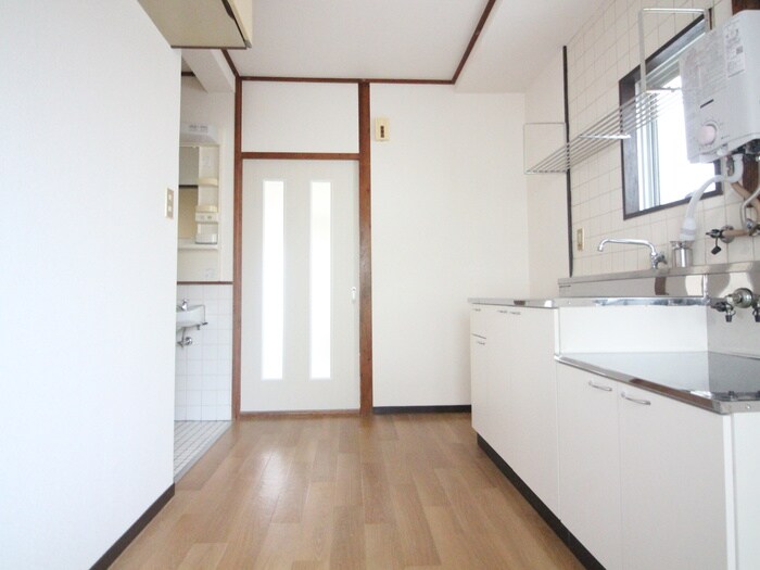 物件内観写真19　(廊下)