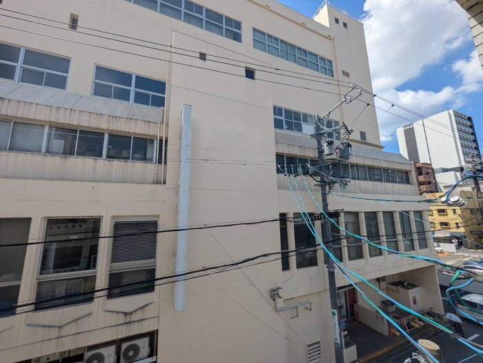 物件内観写真17　(室内からの展望)