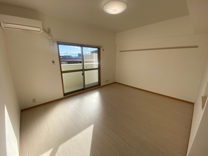 物件内観写真17　(居室)