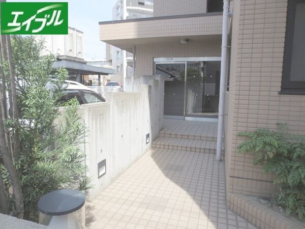エントランス部分