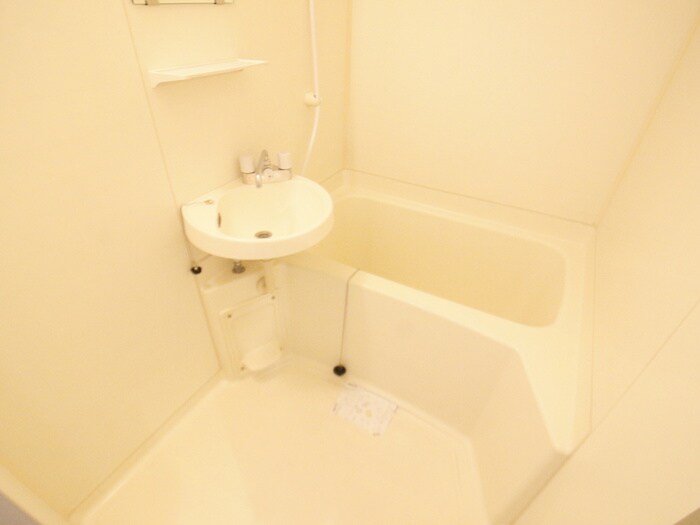 物件内観写真12　(バス／シャワールーム等)