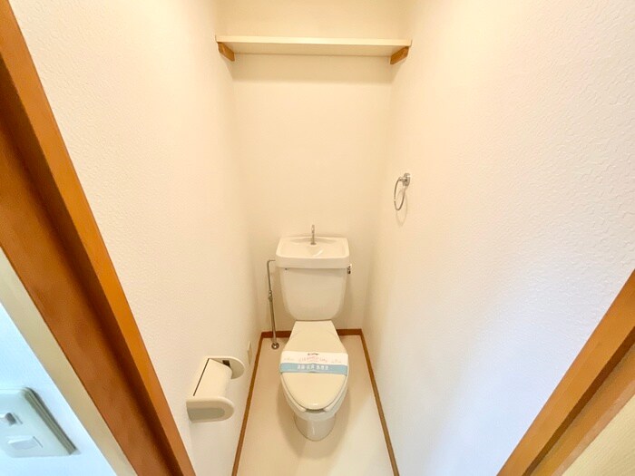 物件内観写真16　(トイレ)