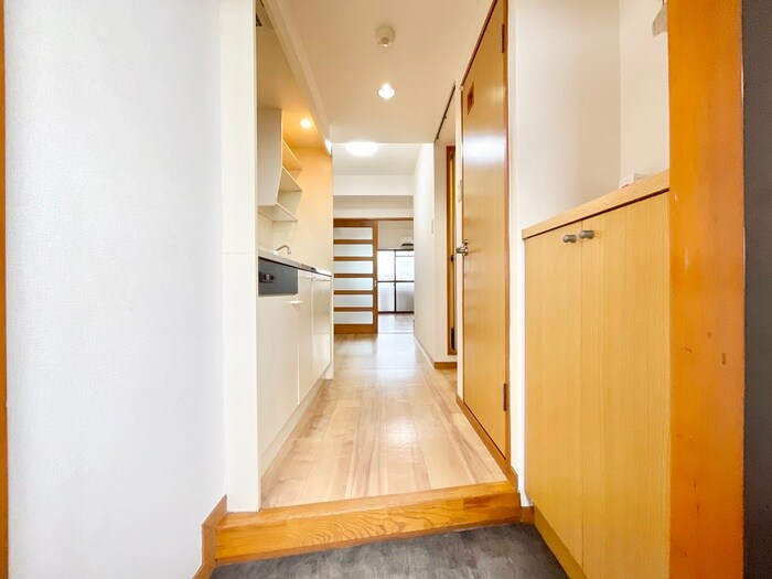 物件内観写真18　(廊下)