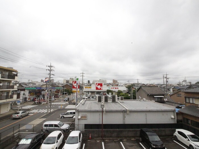 物件内観写真20　(室内からの展望)