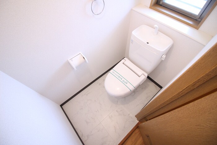 物件内観写真13　(トイレ)