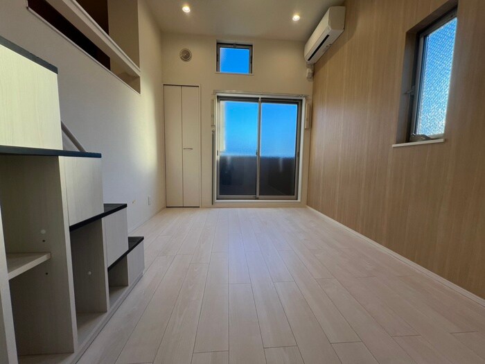 物件内観写真7　(居室)