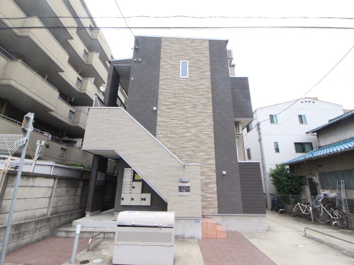 物件外観写真4　(外観写真)